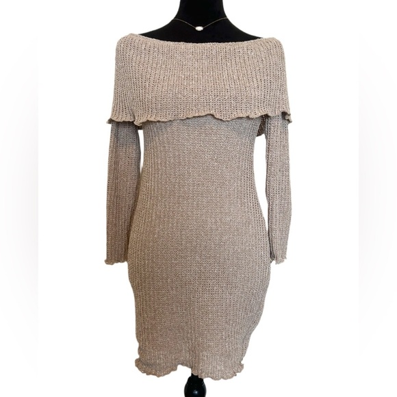 NWT🆕 Windsor Woman’s Medium Fold Over Knit Taupe Ruffled Long-Sleeve Mini Dress - Picture 2 of 12